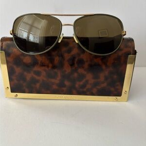 Tory Burch Sunglasses TY6013Q with green leather and Gold Accents + case